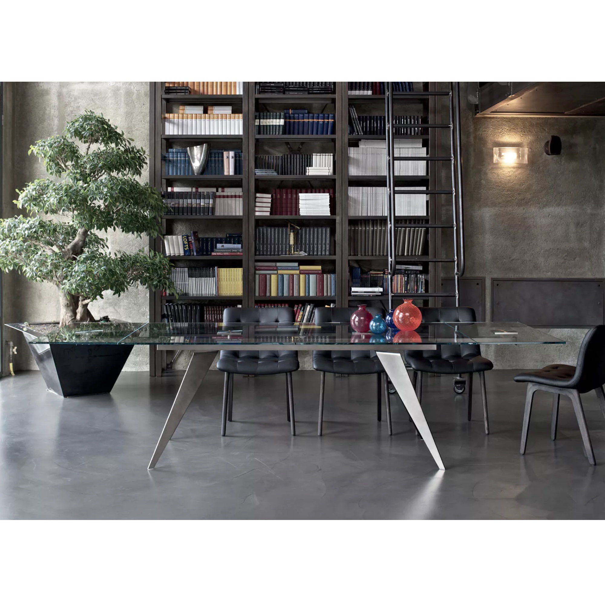Ramos Dining Table